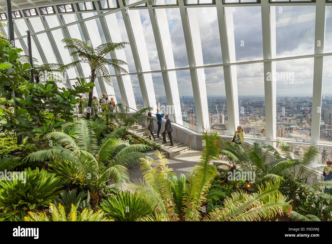 Sky garden london hi-res stock photography and images - Alamy