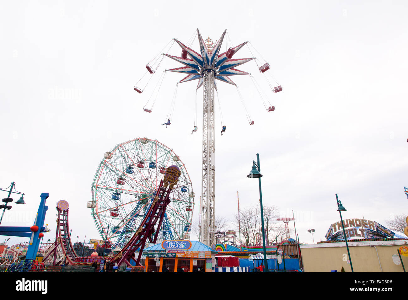 Luna park coney island hi-res stock photography and images - Alamy