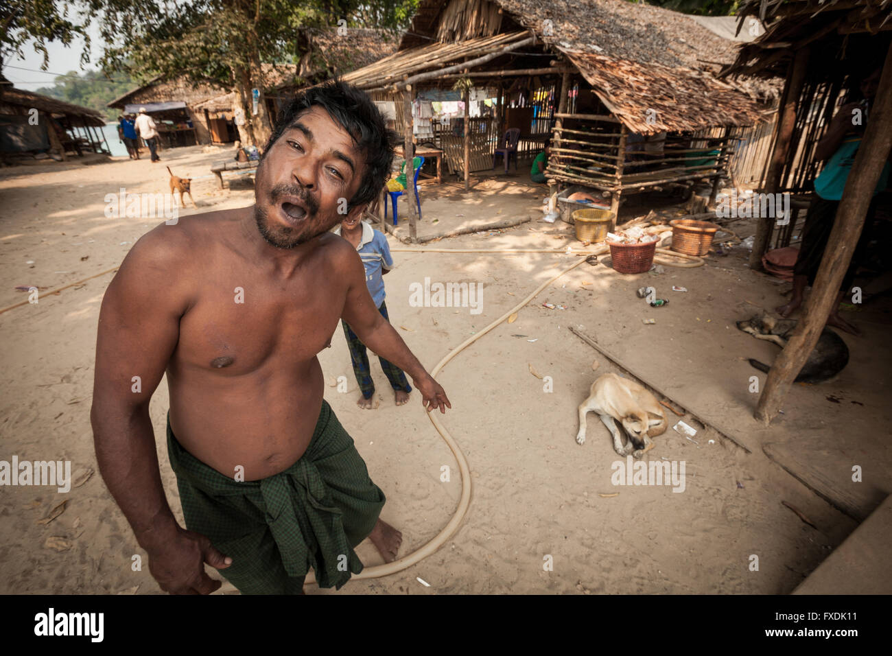 Myanmar funny hi-res stock photography and images - Alamy