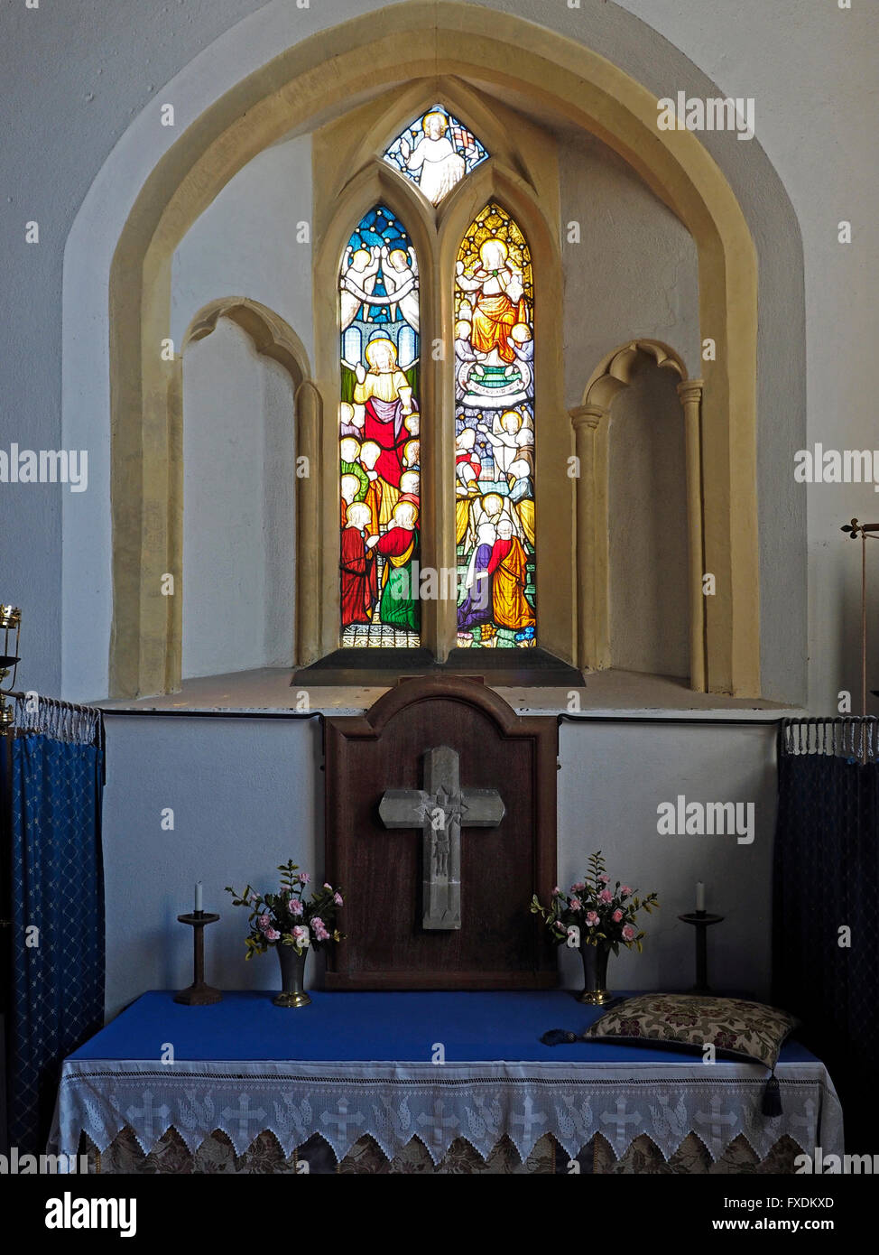 The Victorian church of St Peter in the centre of the pretty Test valley town of Stockbridge in Hampshire Stock Photo
