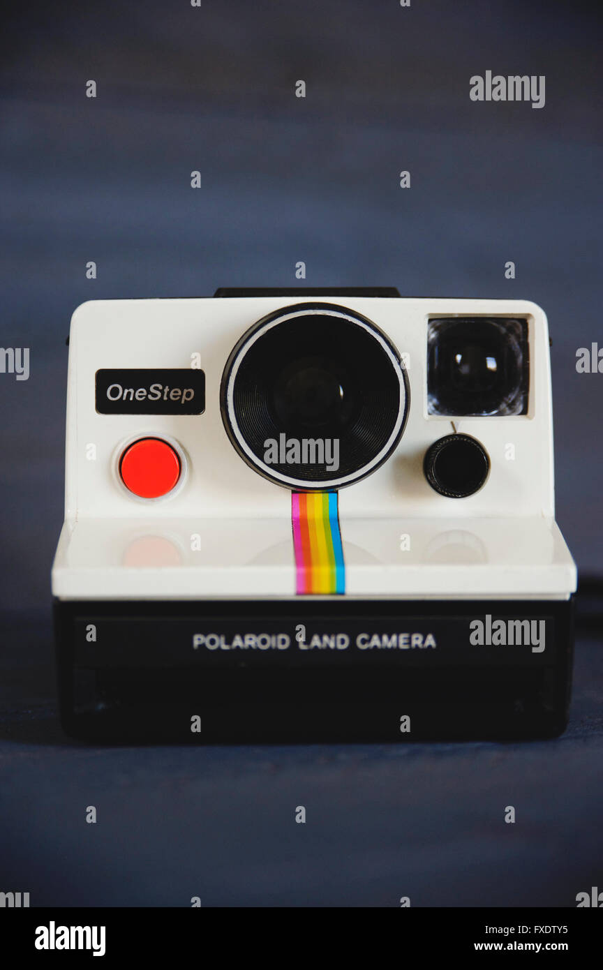 Polaroid land camera hires stock photography and images Alamy
