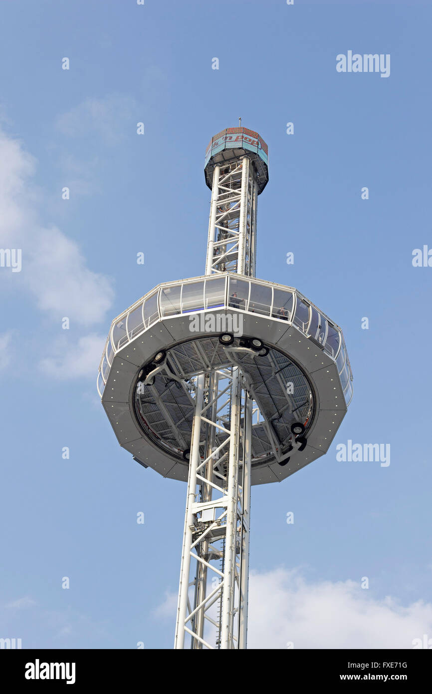 City Skyliner, fun fair ´Dom´, Hamburg, Germany Stock Photo - Alamy