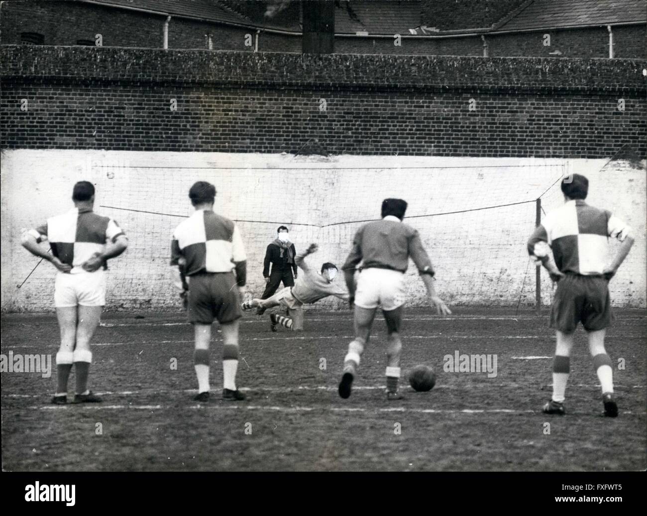 1947 - Soccerteam, Chelmsford prison, Essex © Keystone Pictures USA/ZUMAPRESS.com/Alamy Live News Stock Photo