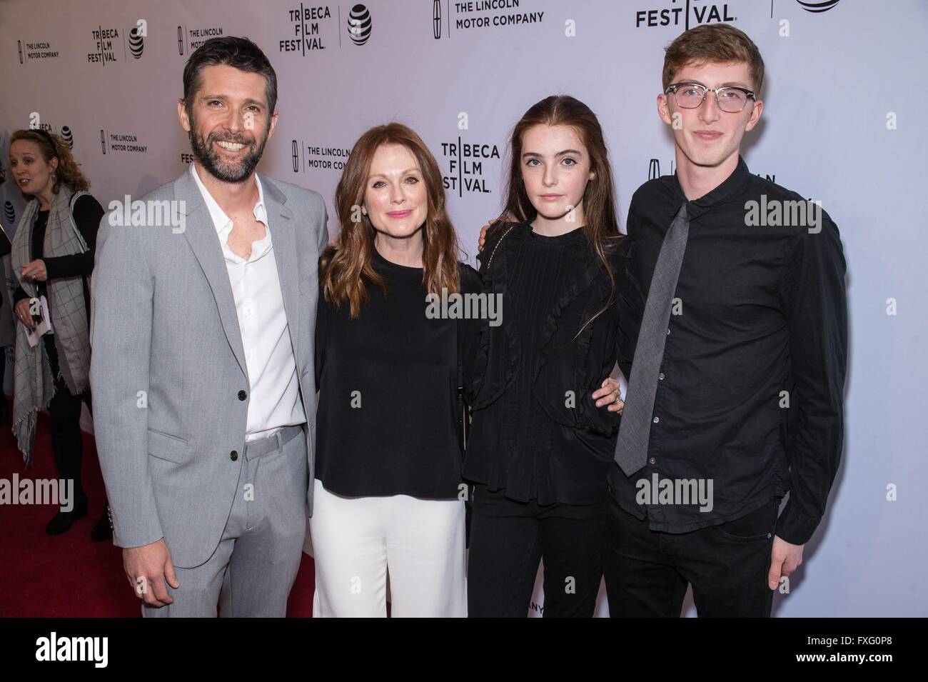 New York, NY, USA. 15th Apr, 2016. Bart Freundlich, Julianne Moore, Liv Freundlich, Caleb Freundlich at arrivals for WOLVES Premiere at 2016 Tribeca Film Festival, The School of Visual Arts (SVA) Theatre, New York, NY April 15, 2016. Credit:  Steven Ferdman/Everett Collection/Alamy Live News Stock Photo