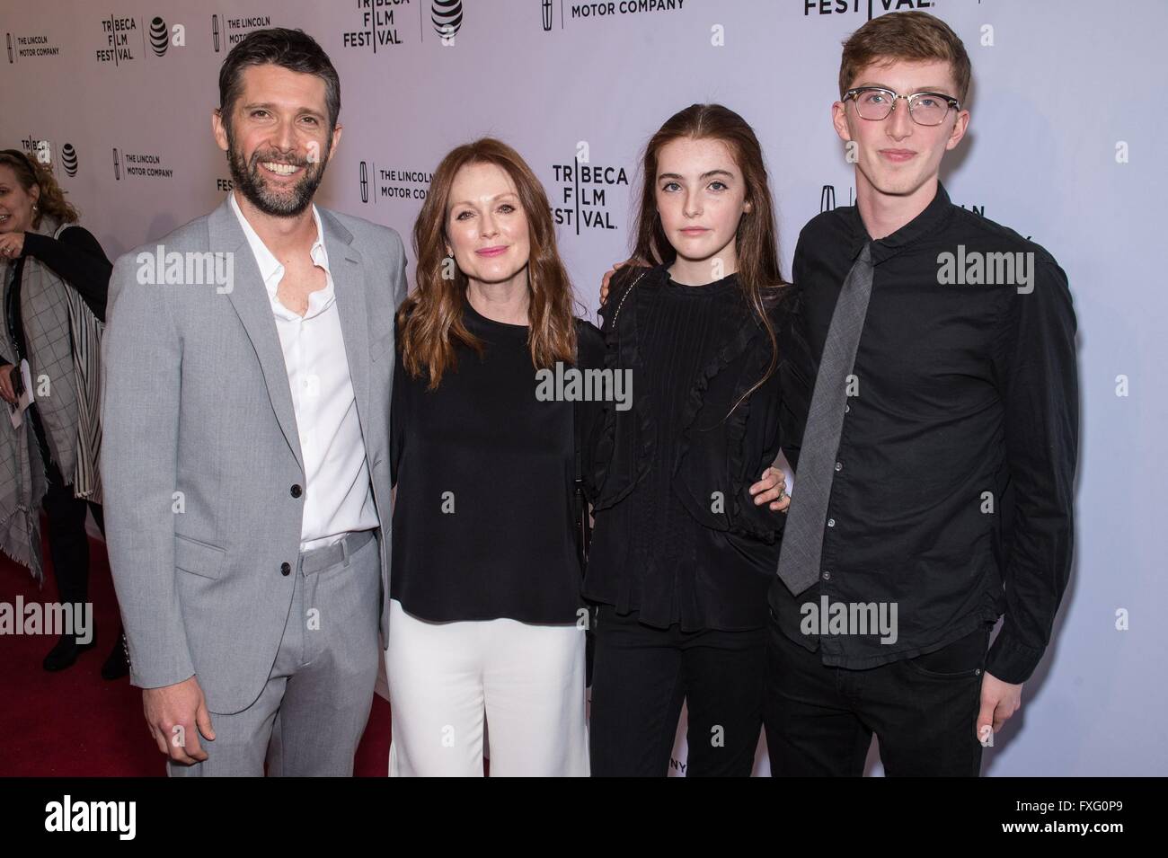 New York, NY, USA. 15th Apr, 2016. Bart Freundlich, Julianne Moore, Liv Freundlich, Caleb Freundlich at arrivals for WOLVES Premiere at 2016 Tribeca Film Festival, The School of Visual Arts (SVA) Theatre, New York, NY April 15, 2016. Credit:  Steven Ferdman/Everett Collection/Alamy Live News Stock Photo