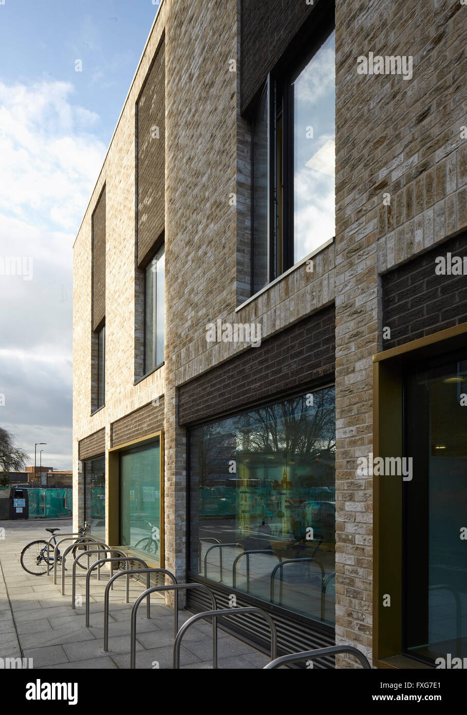 Side view. Camberwell Library, London, United Kingdom. Architect: John McAslan & Partners, 2016. Stock Photo
