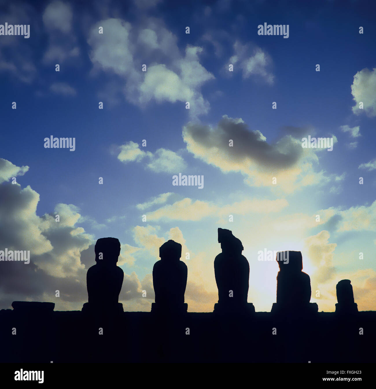 Famous Easter Island statues Stock Photo Alamy