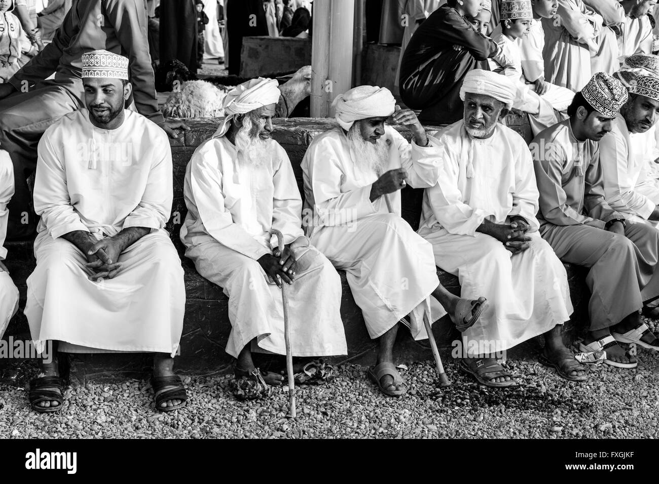Omani clothes Black and White Stock Photos & Images - Alamy
