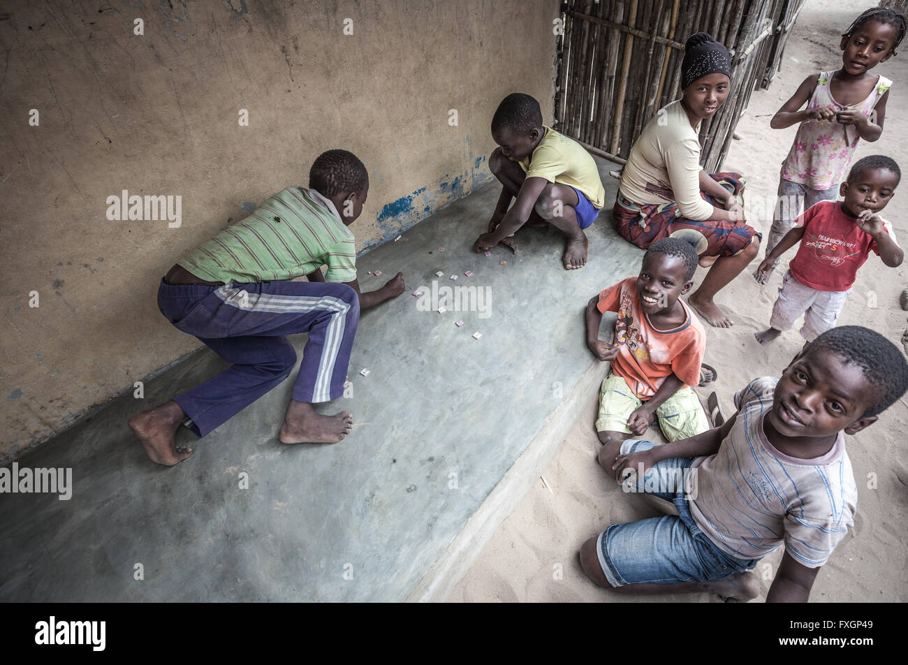 Mozambique girls hi-res stock photography and images - Alamy