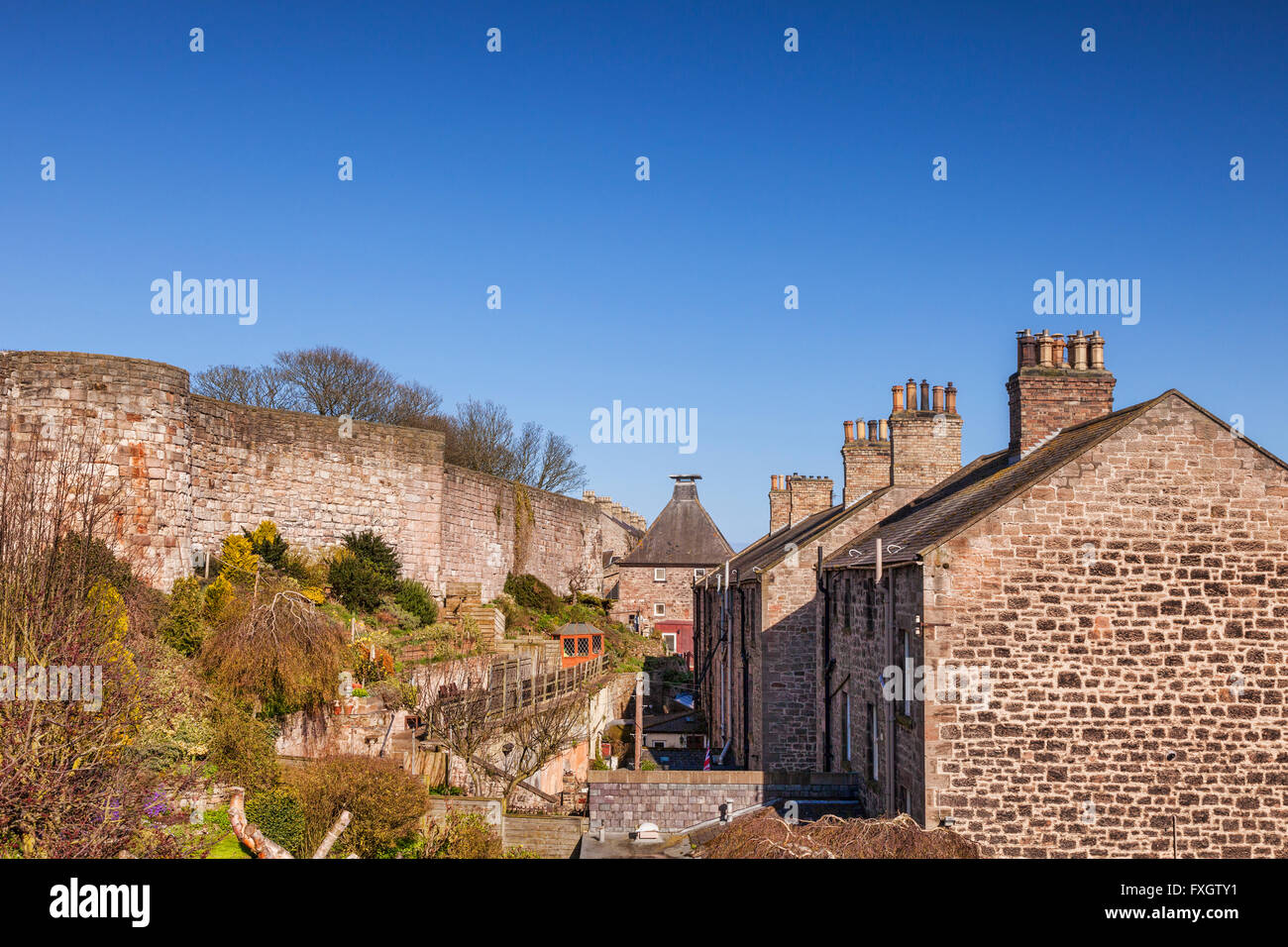 The Town Walls and houses of Berwick-upon-Tweed, Northumberland, England, UK Stock Photo