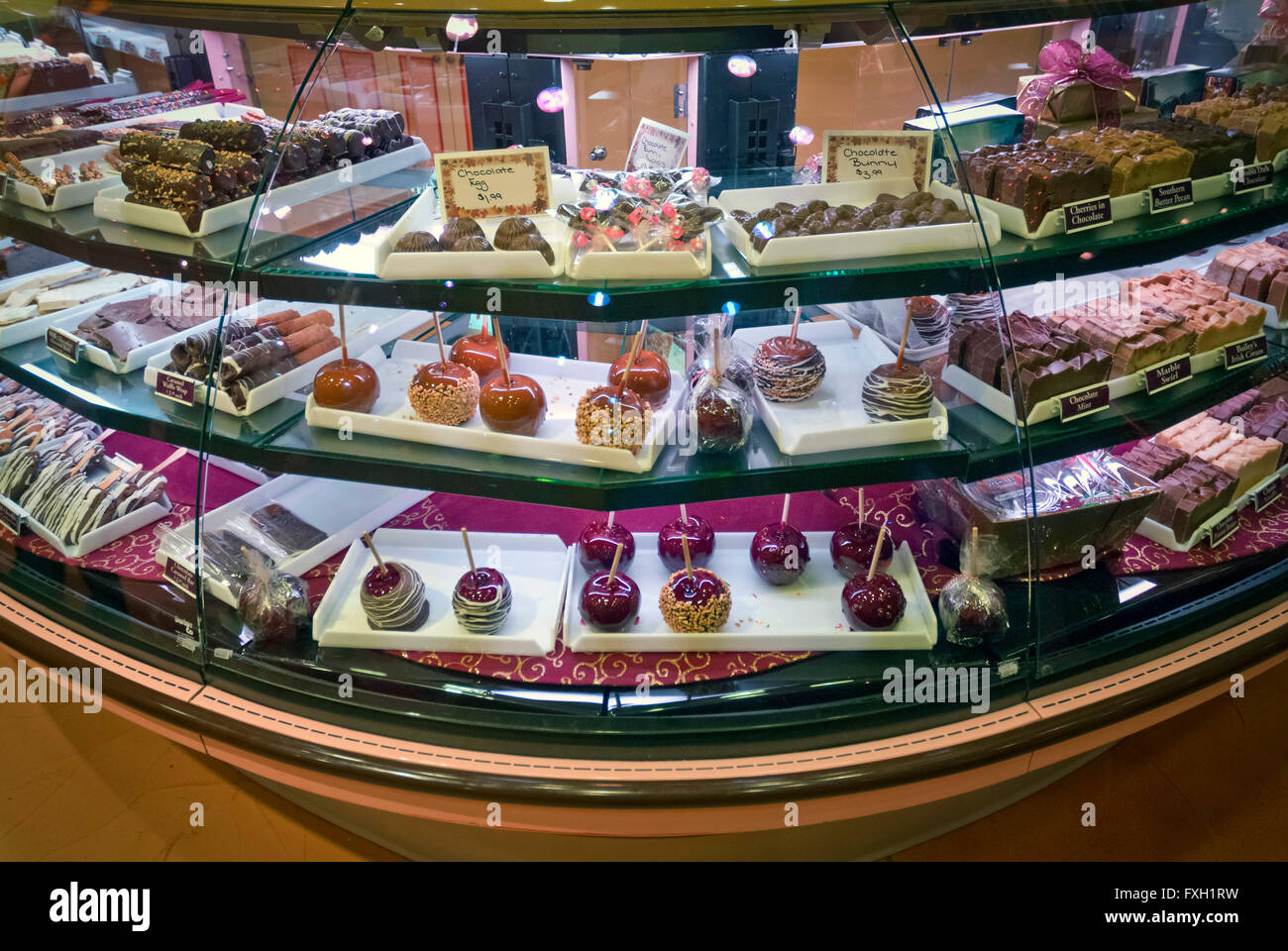 Fudge store on Clifton Hill, Niagara Falls, Ontario Stock Photo