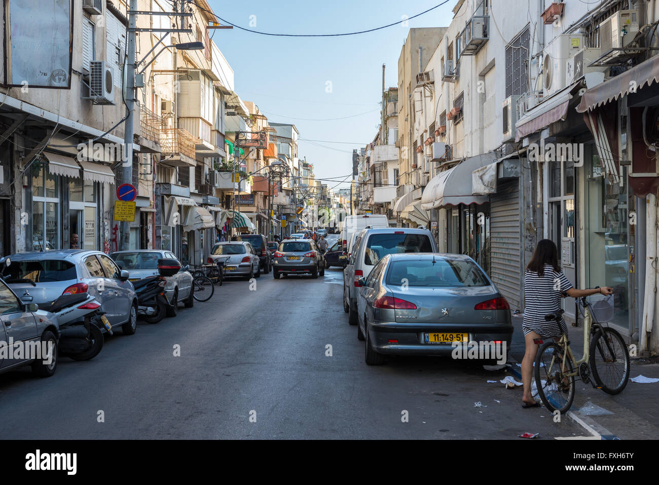 Street in Florentin neighborhood, Tel Aviv city, Israel Stock Photo - Alamy