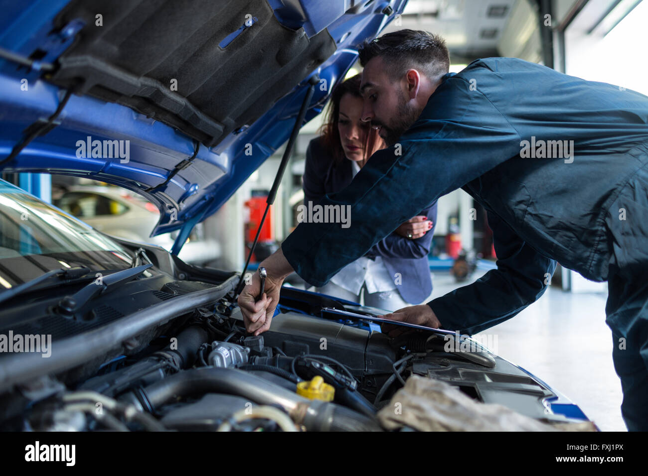 Breakdown car hires stock photography and images Alamy