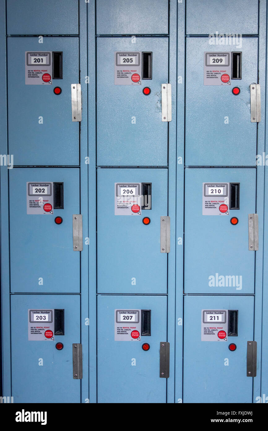 Coin locker hires stock photography and images Alamy