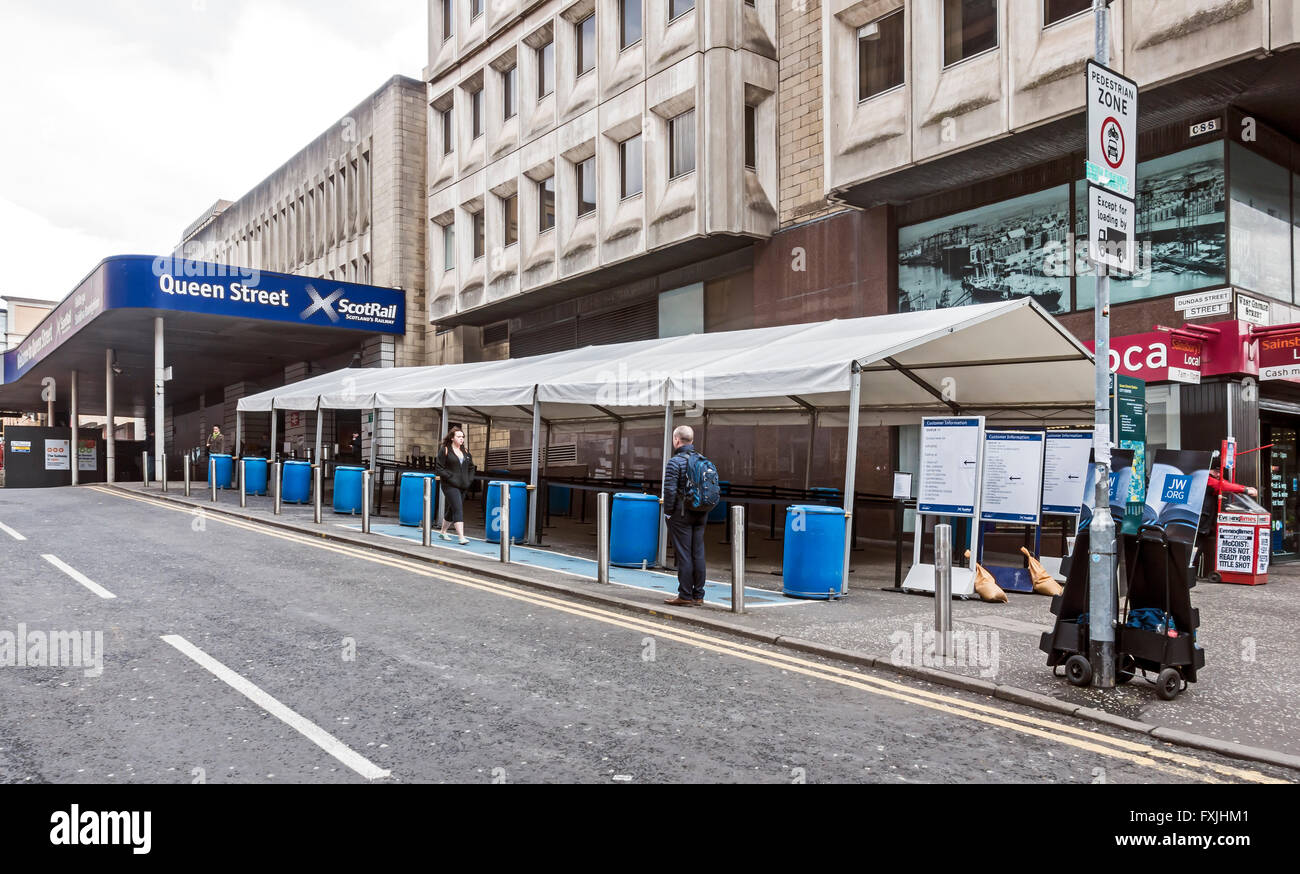 Temporary tented queuing arrangements at Queen Street Station Glasgow Scotland while tunnel and concourse is undergoing upgrade Stock Photo