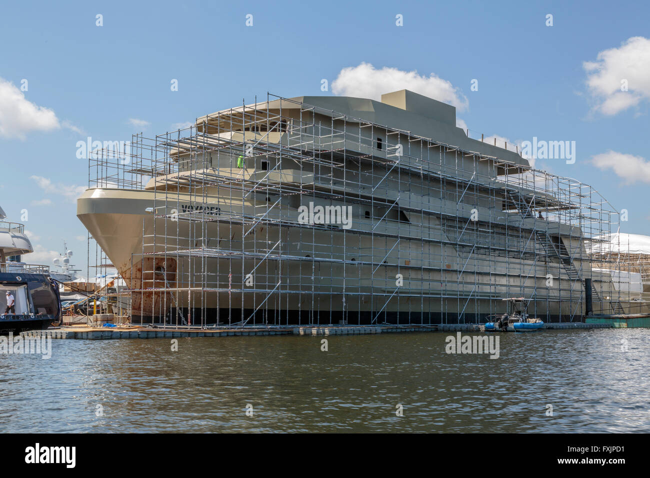 Super yacht in harbour hires stock photography and images Alamy