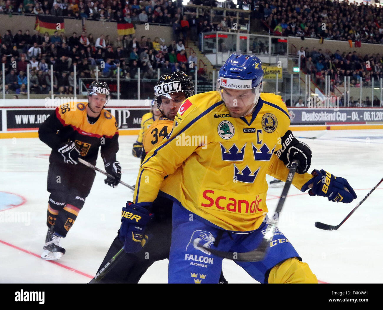 Rosenheim, Bavaria, Germany. 16th Apr, 2016. from left Benedikt KOHL