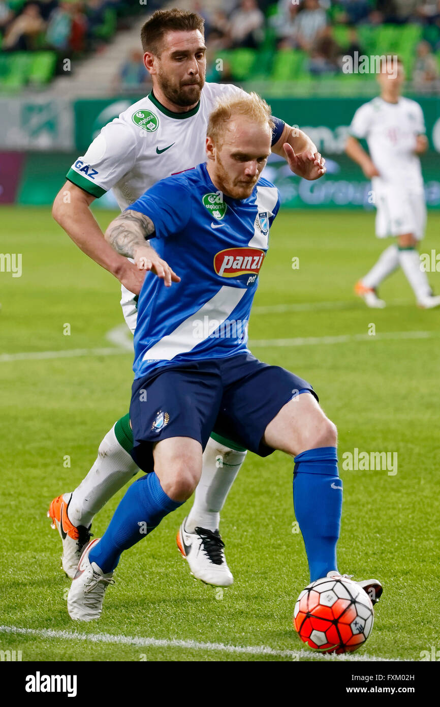 Anderson Esiti of Ferencvarosi TC, Mats Knoester of Ferencvarosi TC,  News Photo - Getty Images