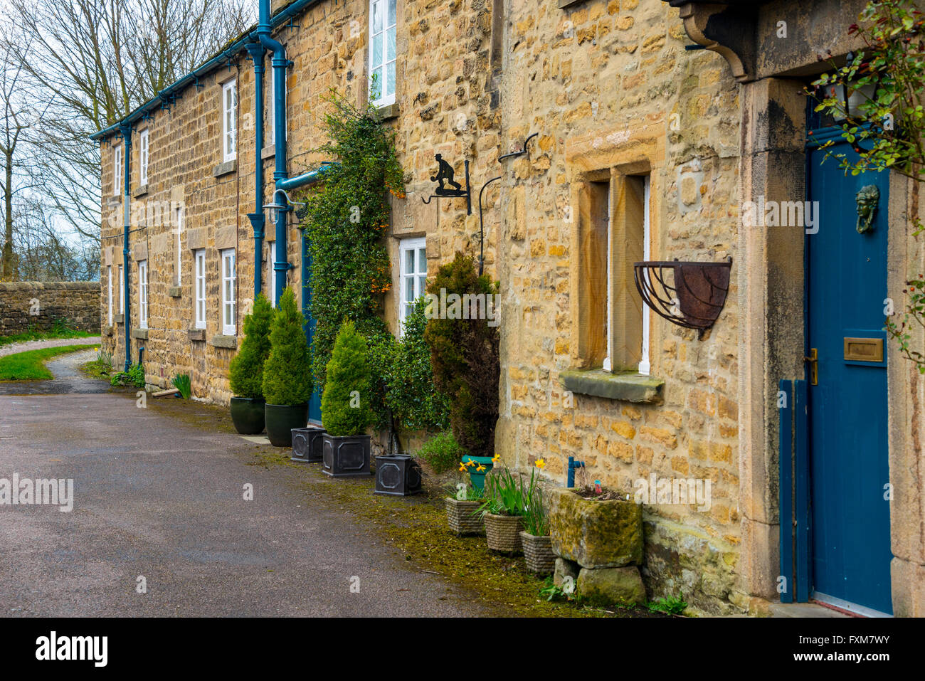Row of cottages hires stock photography and images Alamy