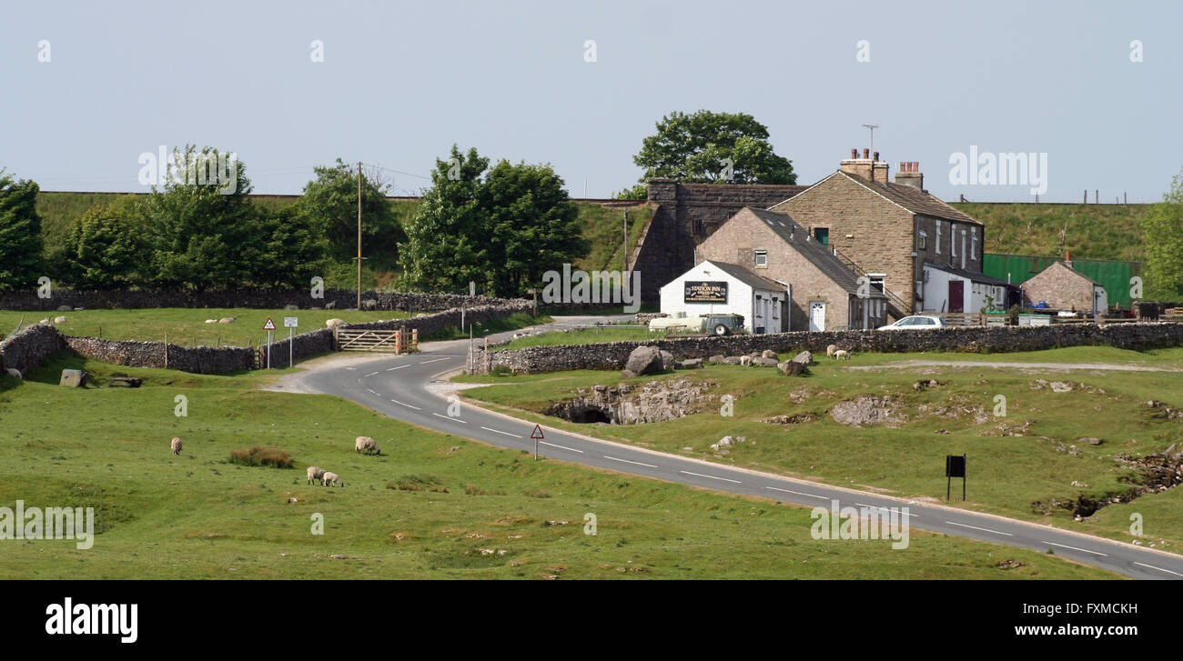 The Station Inn Ribblehead Stock Photo Alamy