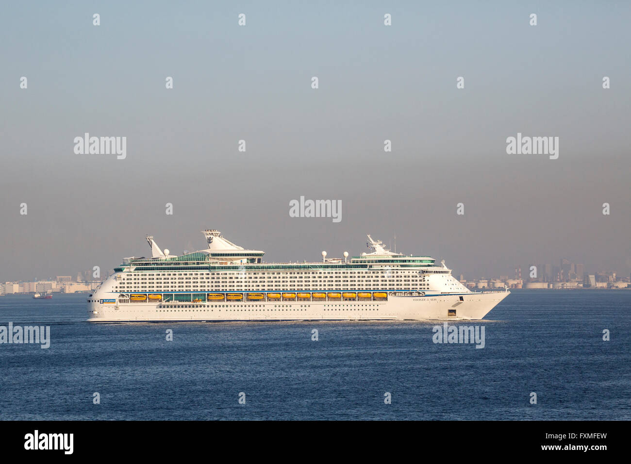 Cruise Sailing in Tokyo Bay, Japan Stock Photo Alamy