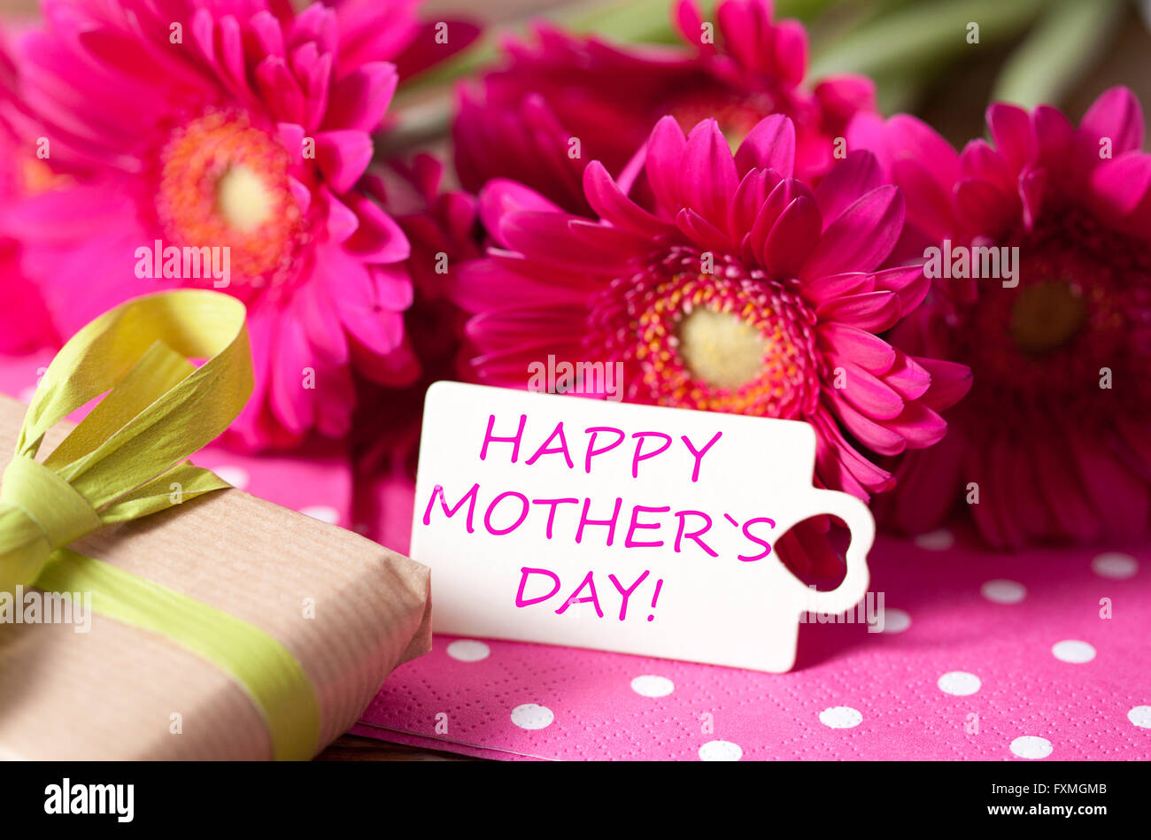 Mothers day announcement hi-res stock photography and images - Alamy Mothers day announcement hi-res stock photography and images - Alamy