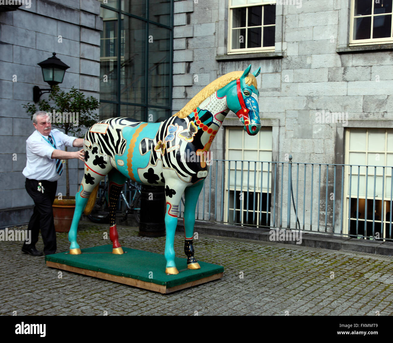 First job of the morning at the Hunt Museum, putting the horses outside Stock Photo