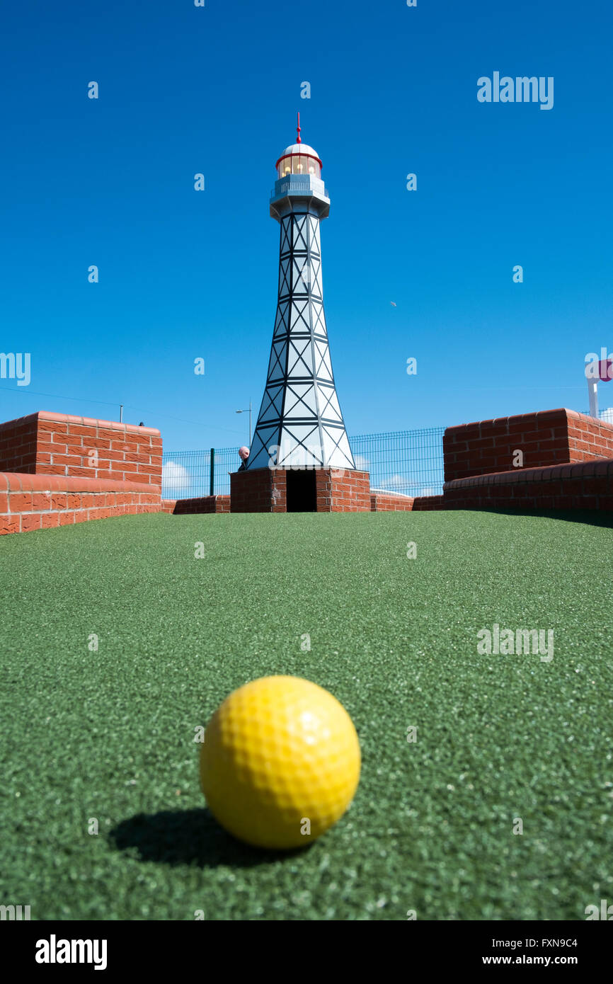 Seaside minigolf, crazy, playing, silly, crazy, putter, action