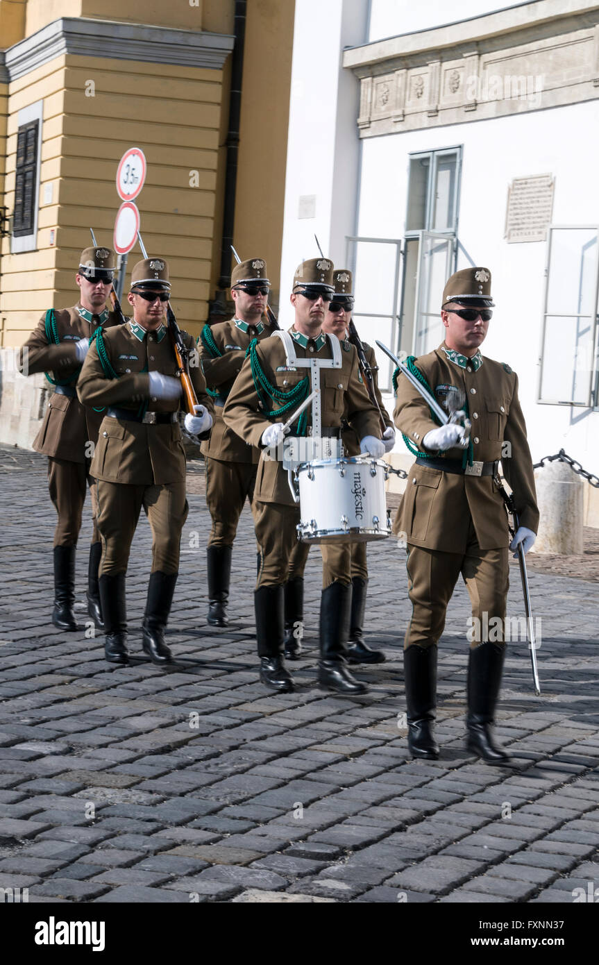 Changing of the Guard at the Sándor Palace (Hungarian: Sándor-palota) on Szent György tér,(Saint George's Square) at Buda Castle Stock Photo