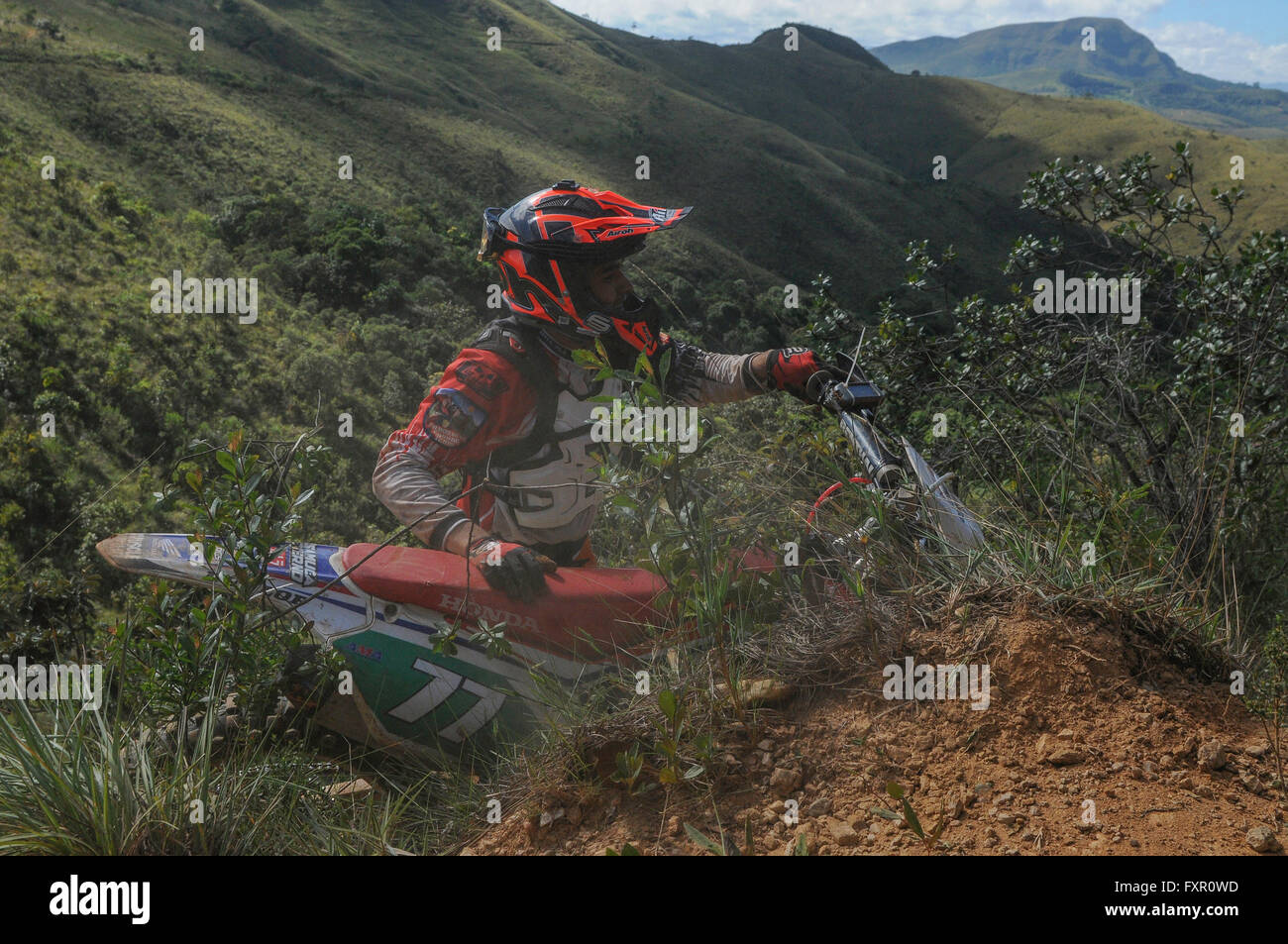 New Lima, Brazil. 17th April, 2016. RED BULL RIDERS MINES HARD ENDURO ...