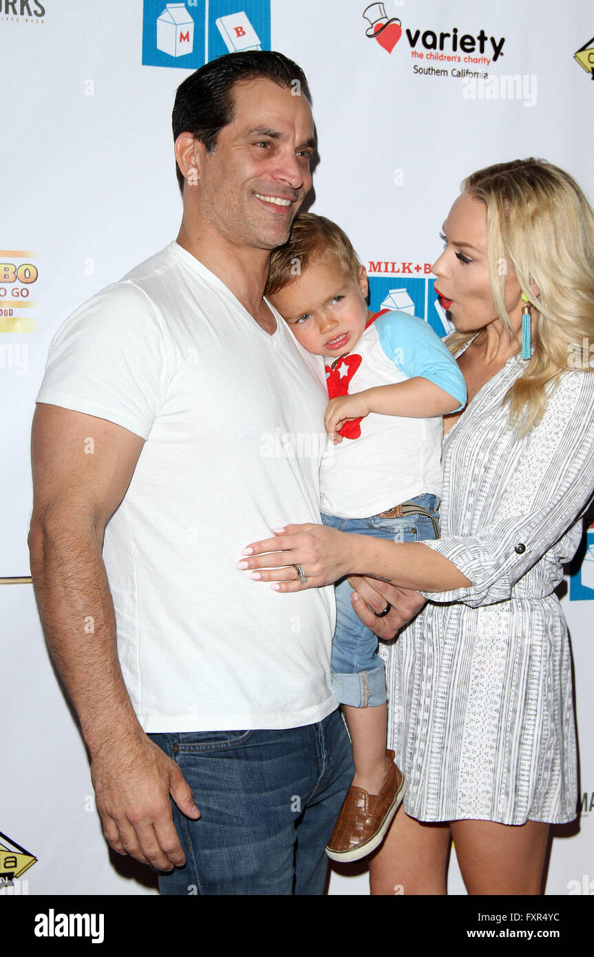 Johnathon Schaech And Julie Solomon