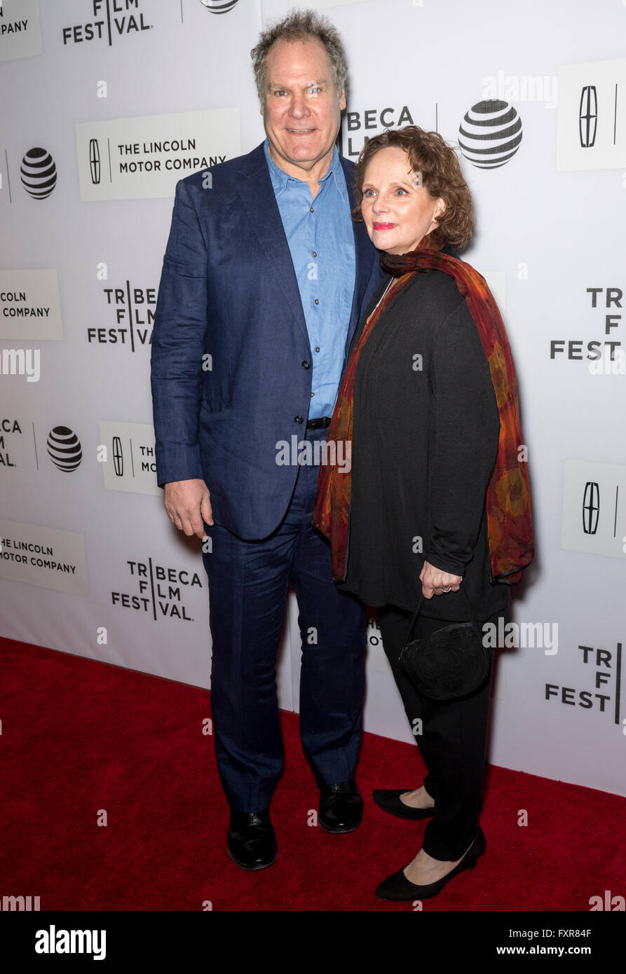 Jay o sanders hi-res stock photography and images - Alamy, image size:893x1390