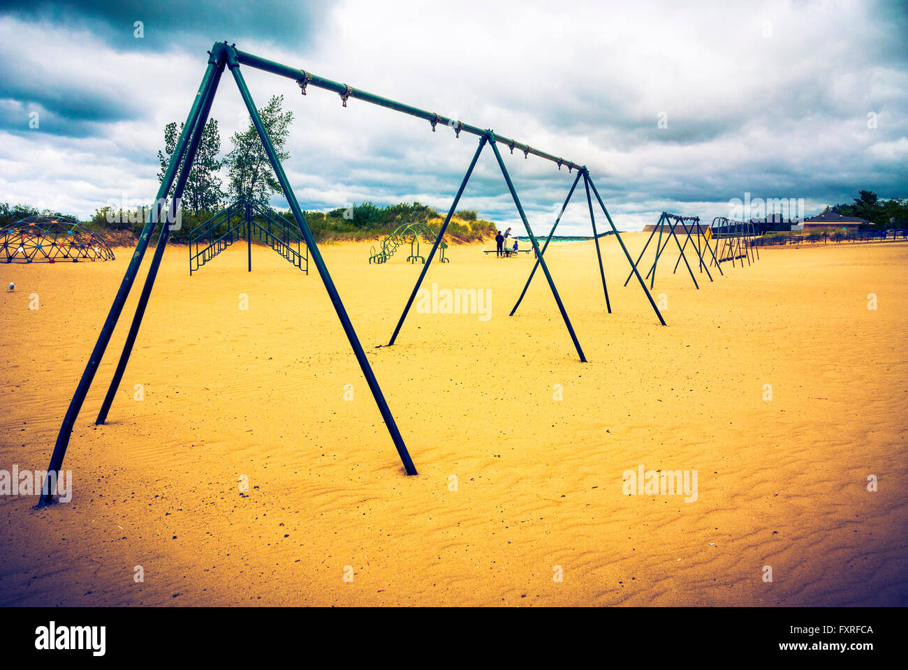 Unsafe swing sets hires stock photography and images Alamy