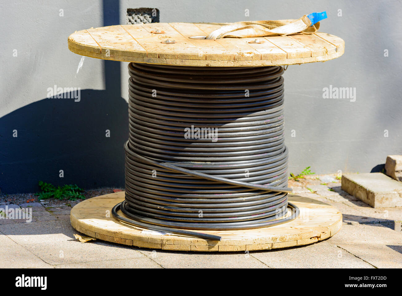 Empty cable drum hi-res stock photography and images - Alamy