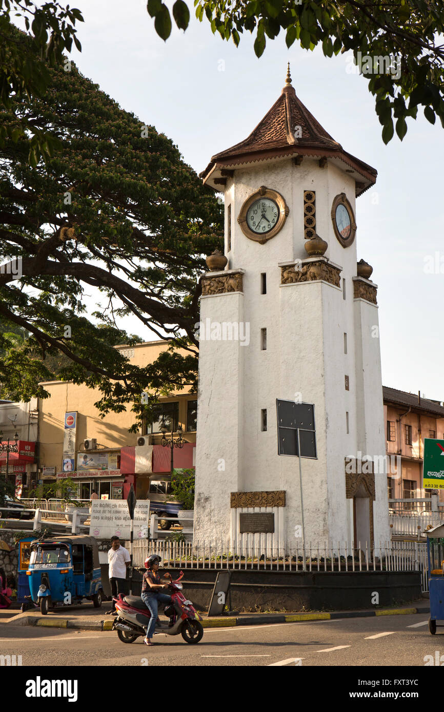 Sri Lanka, Kandy, Zacky Ismael memorial clock tower, outside, the Bus