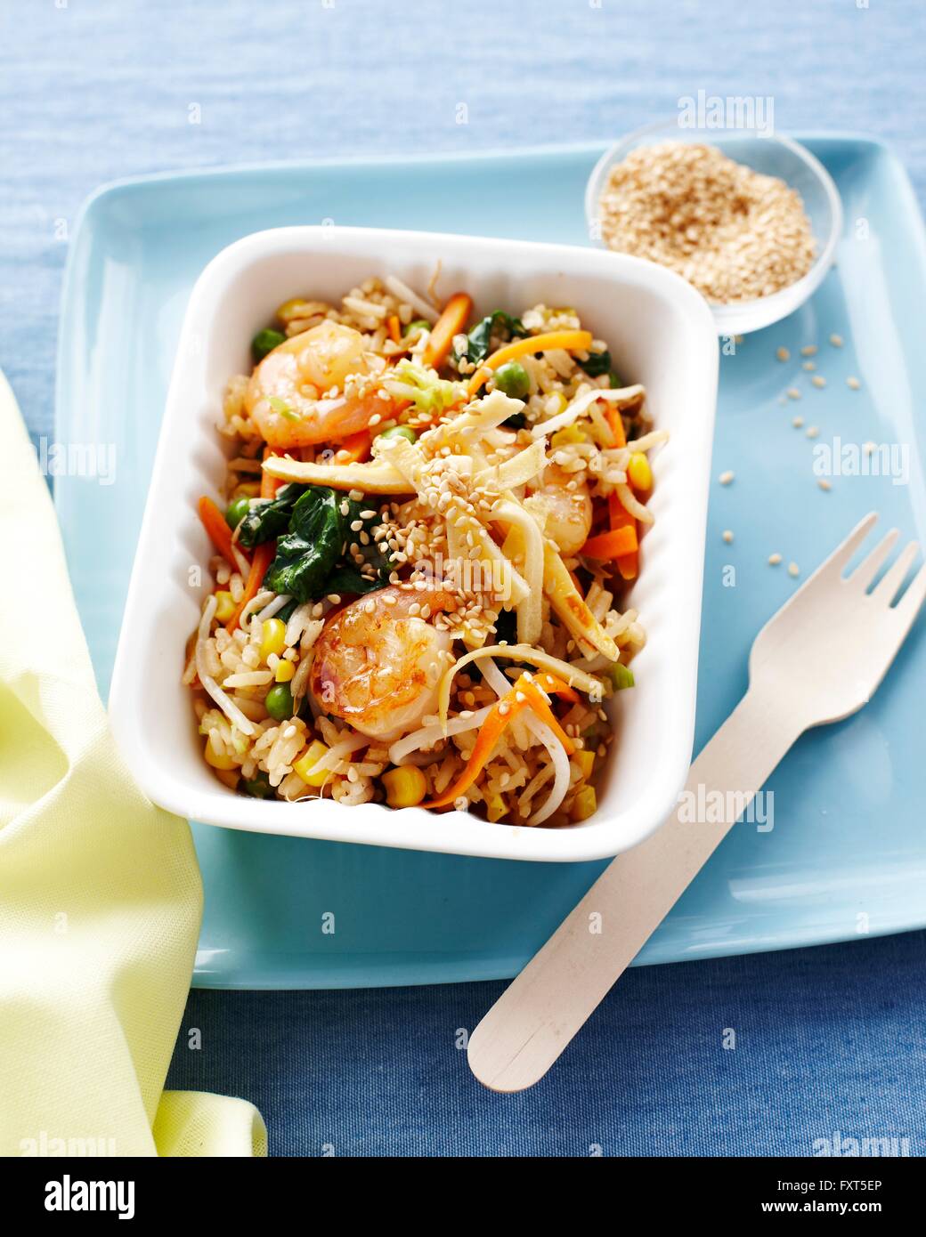 https://c8.alamy.com/comp/FXT5EP/prawn-egg-fried-rice-in-fast-food-container-kids-lunch-idea-FXT5EP.jpg