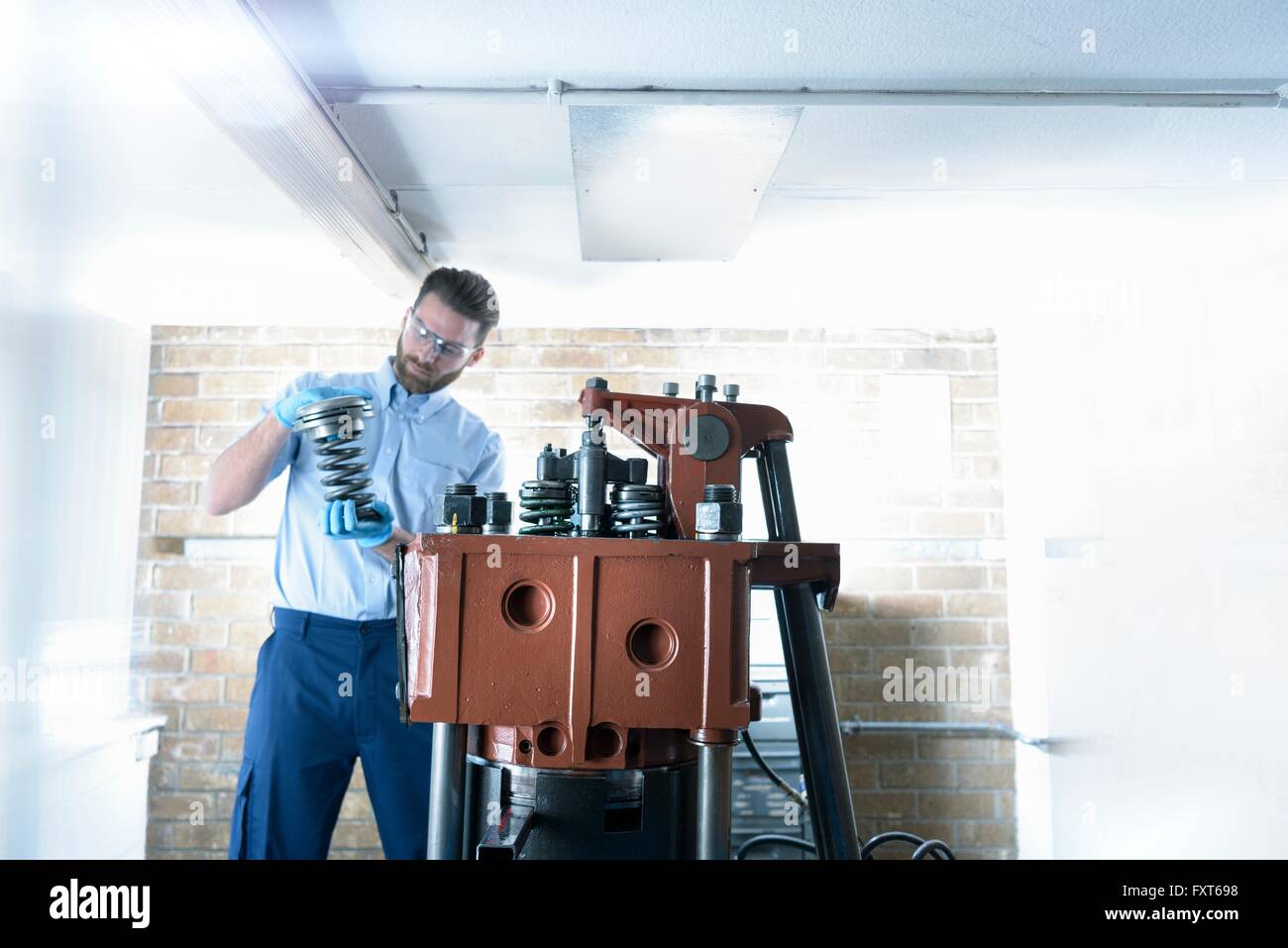 Engineering Ship Ships High Resolution Stock Photography and Images - Alamy