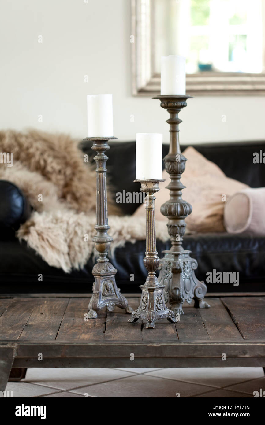 Candlesticks no one hi-res stock photography and images - Alamy