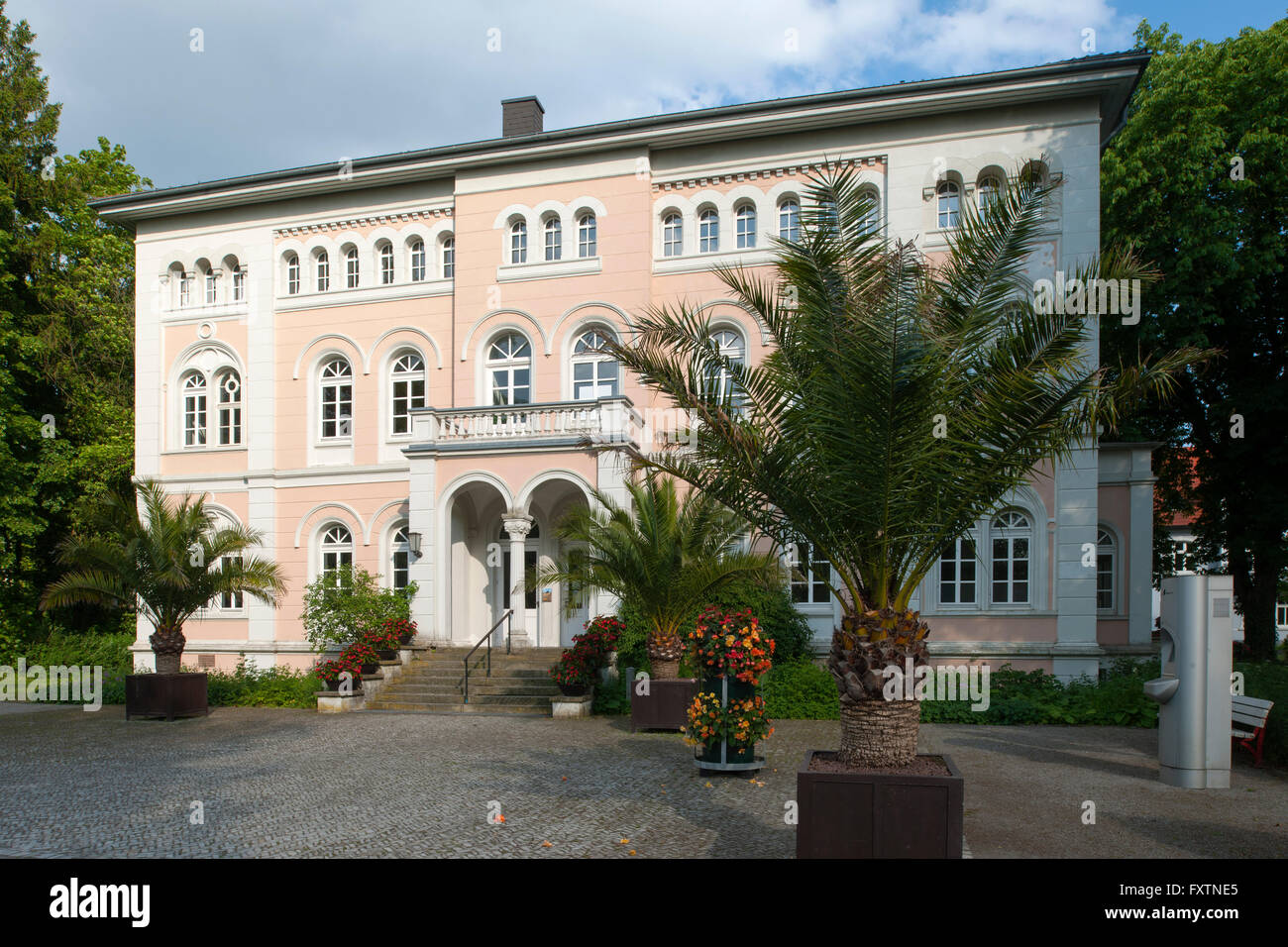 Deutschland, Nordrhein-Westfalen, Bad Lippspringe, Arminiuspark, Prinzenpalais. Im Gebäude befindet sich das Senne-Informations- Stock Photo