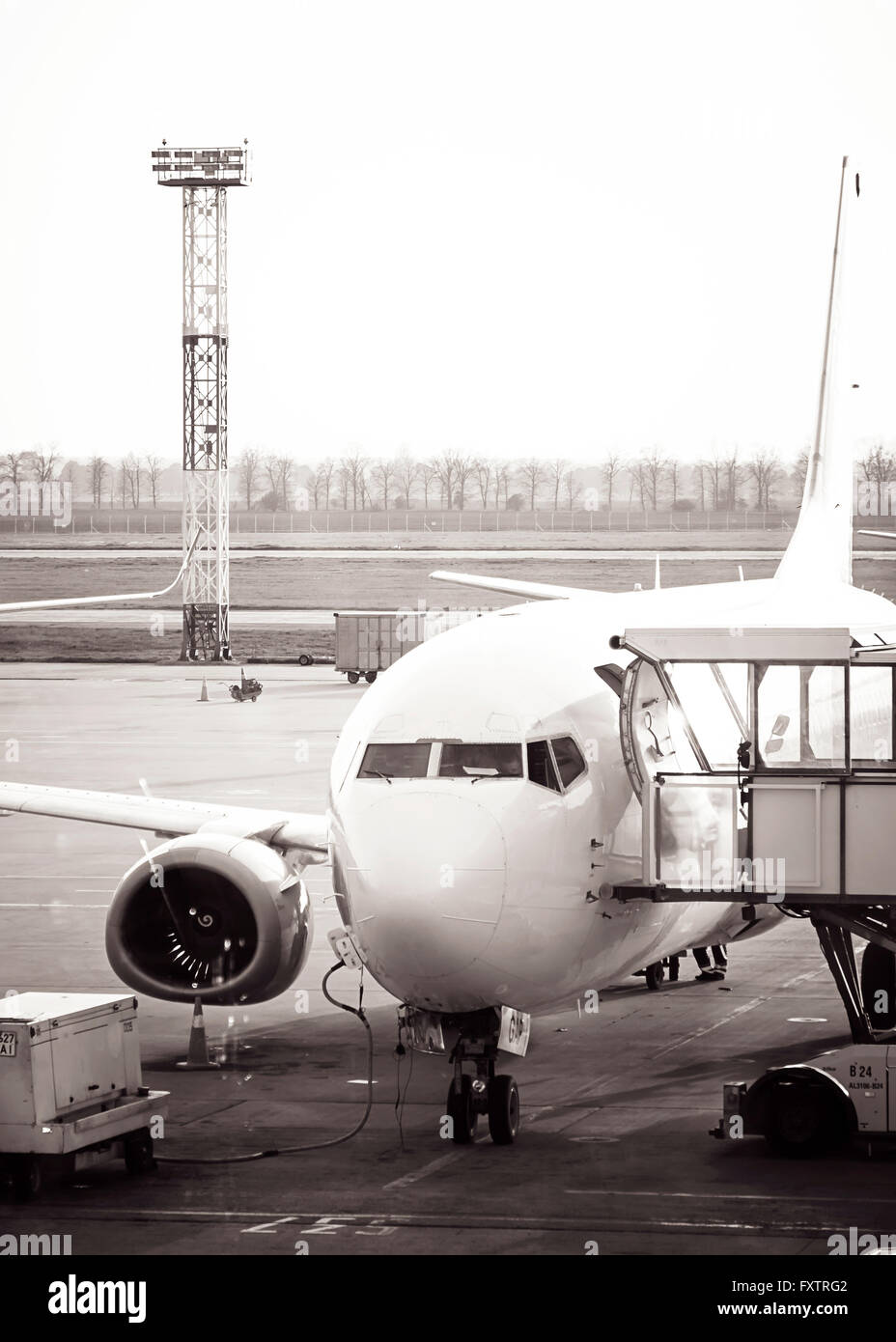 Black and white aircraft photos hi-res stock photography and images - Alamy