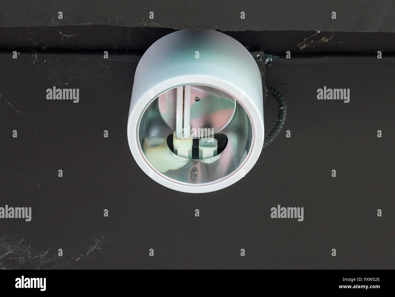 Broken fluorescent lamp hires stock photography and images Alamy