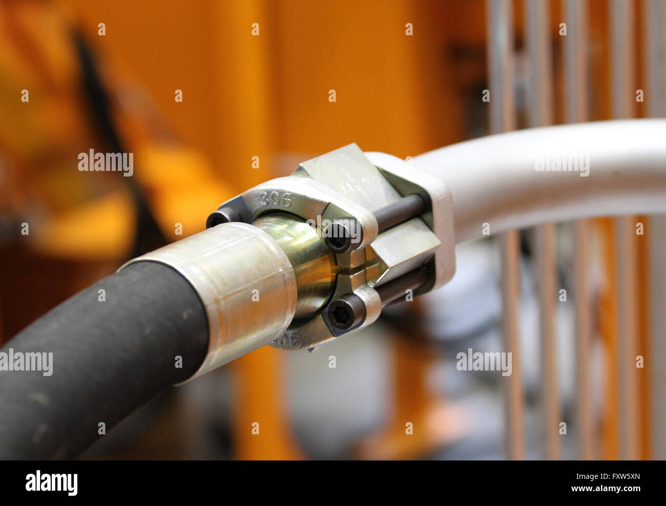 Hydraulics piping hires stock photography and images Alamy