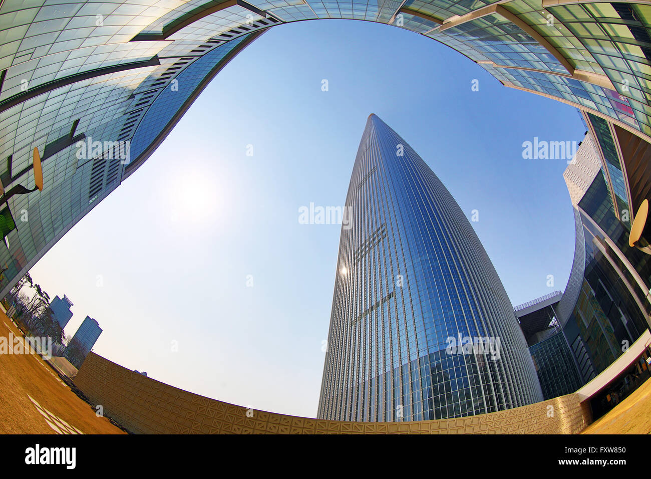 The Lotte World Tower and the Lotte World Mall in Jamsil in Seoul ...