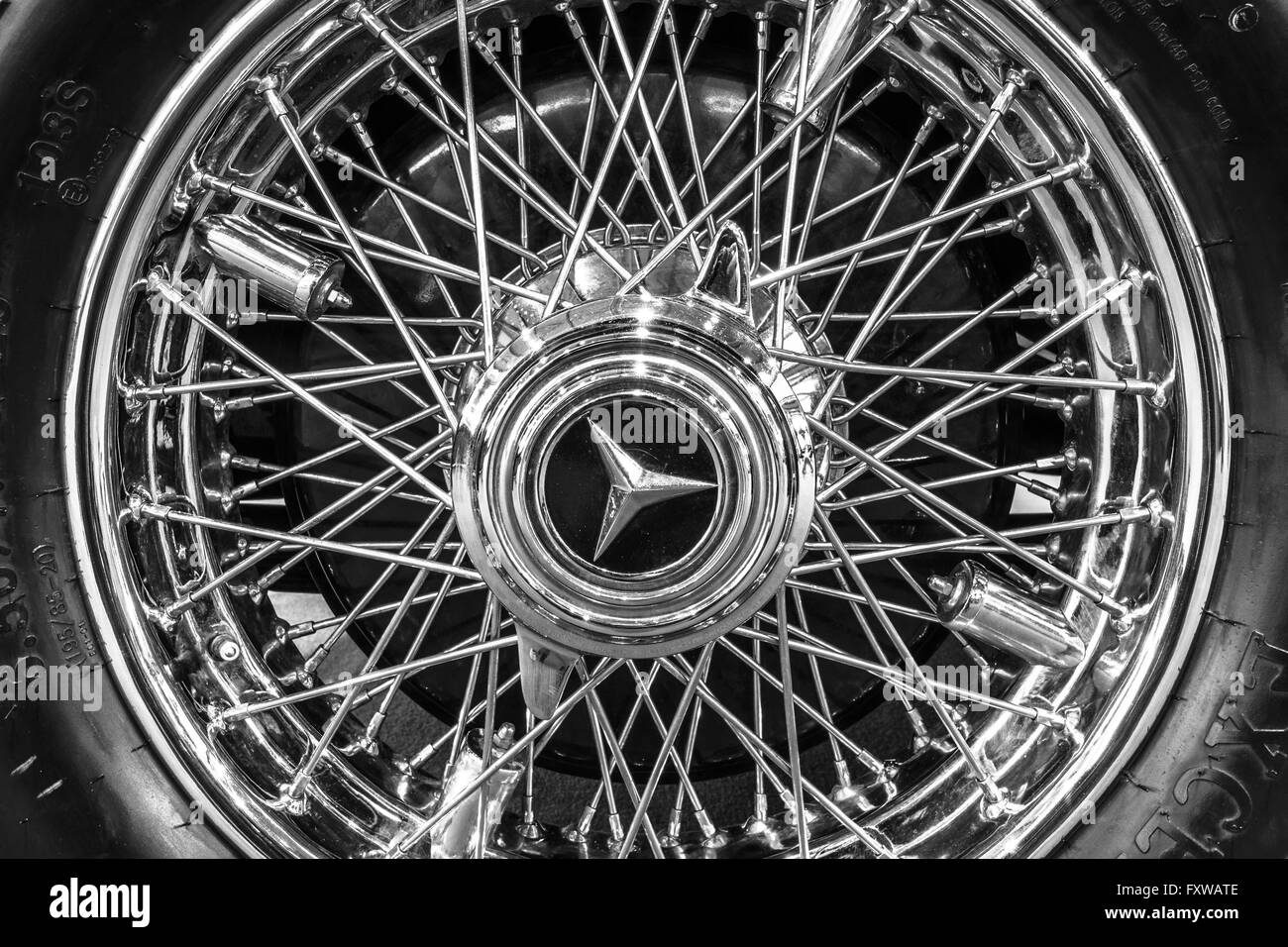 Mercedes benz w07 Black and White Stock Photos & Images - Alamy