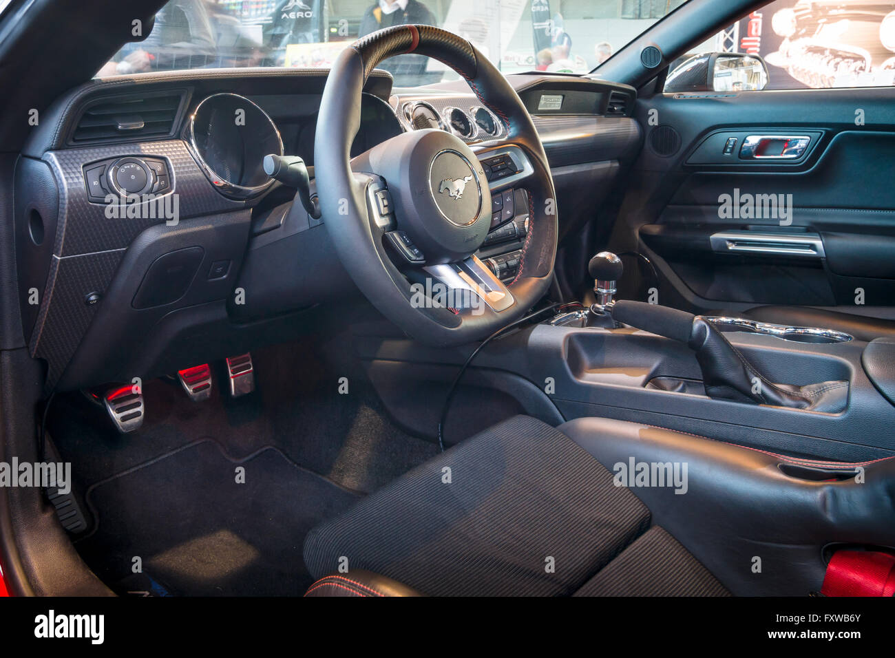 Page 2 - Steering Wheel Ford Mustang High Resolution Stock Photography and  Images - Alamy