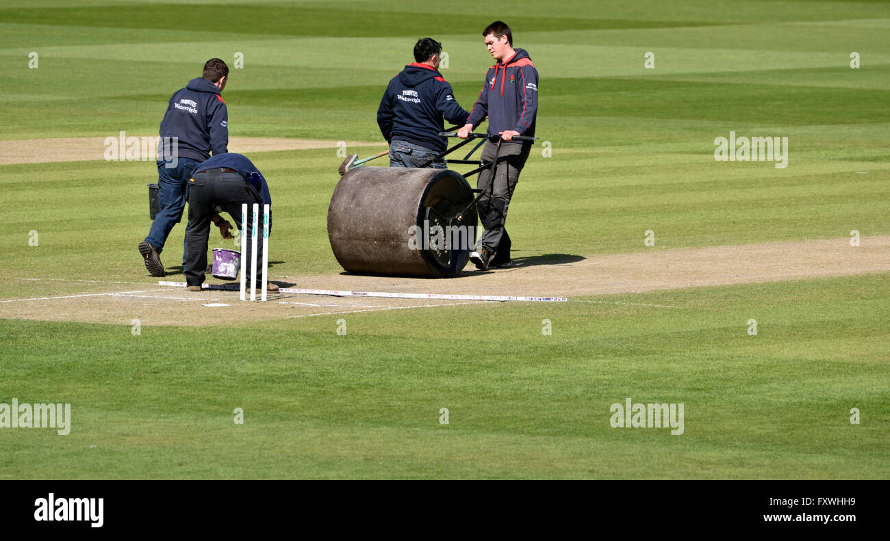 lancashire groundsmen prepare the wicket between innings Stock Photo