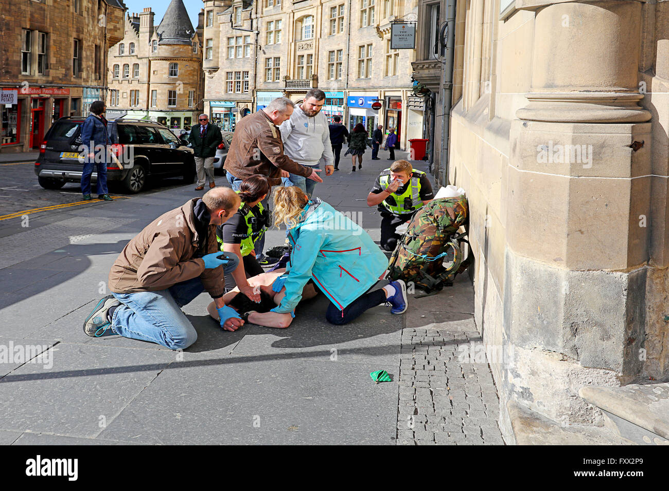 In the line of duty. Credit:  Mark Pink/Alamy Live News Stock Photo