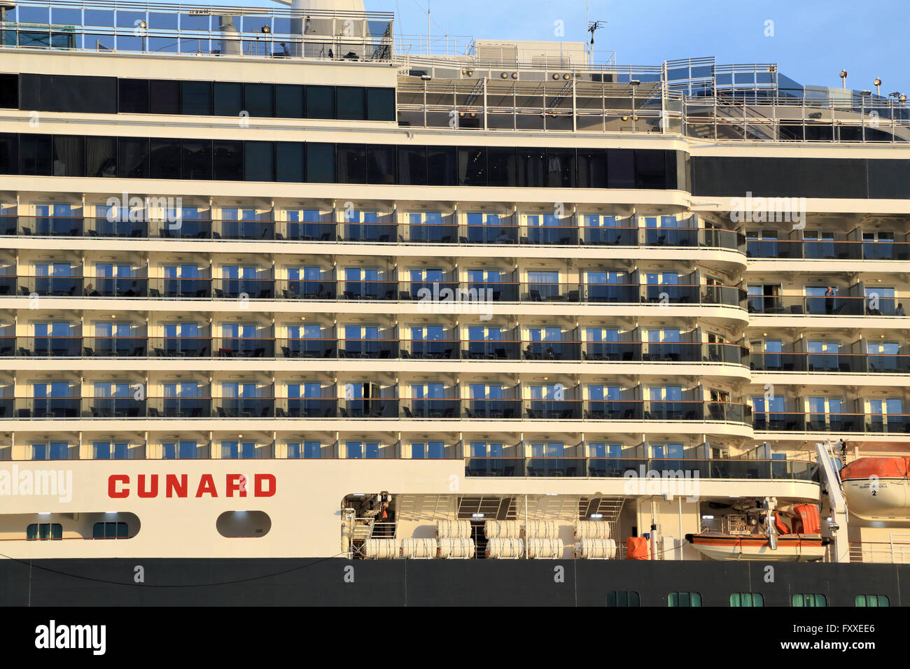 Cruise ship MS Queen Victoria (Cunard Line), IMO 9320556 Stock Photo
