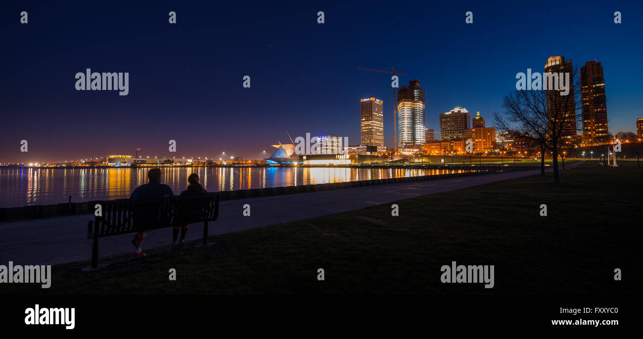 Milwaukee Wisconsin Lakefront at night Stock Photo