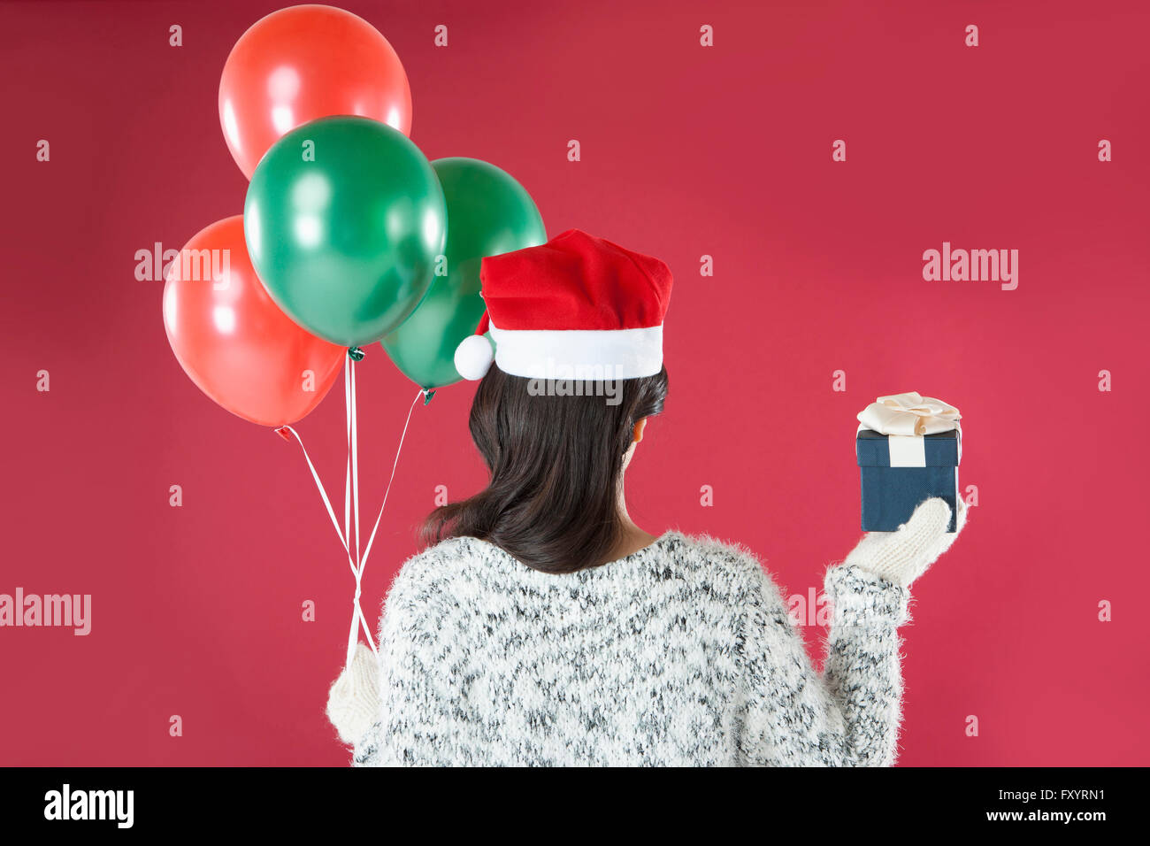 Back side of woman hi-res stock photography and images - Alamy